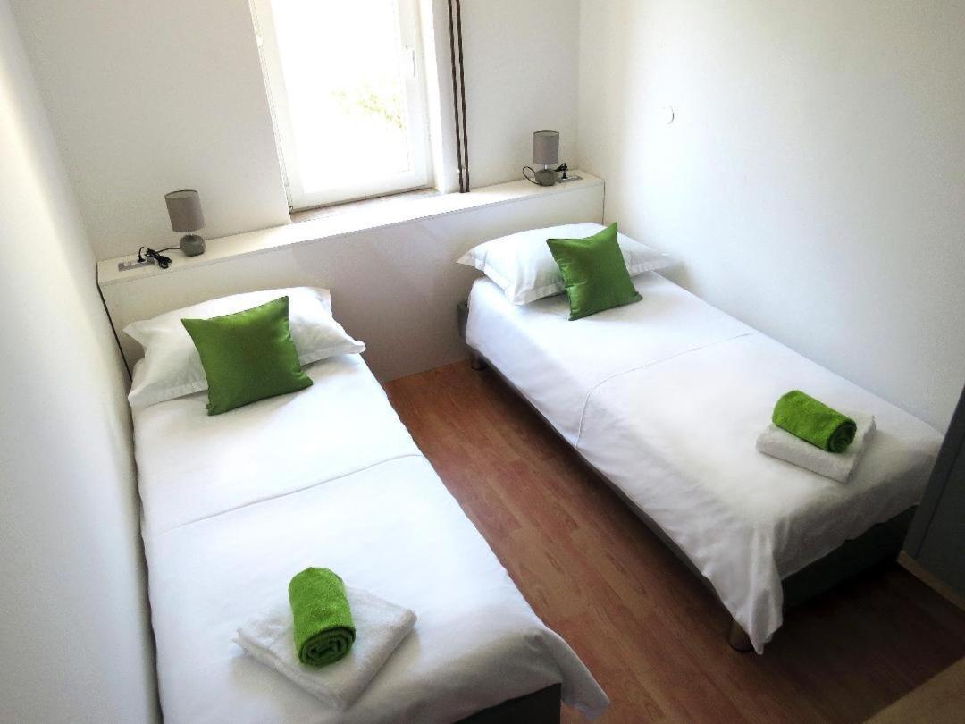 Apartmani Alta Đảo Krk Ngoại thất bức ảnh